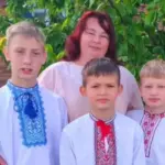 Три брати з Дніпропетровщини, нарешті знайшли дім і люблячу родину у Глухівцях