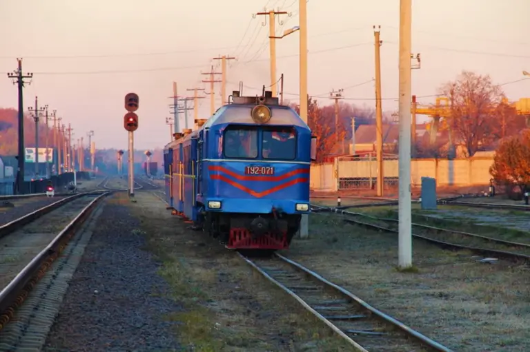 Пасажирам поїздів до Вінниці й Хмельницького організували додатковий рейс