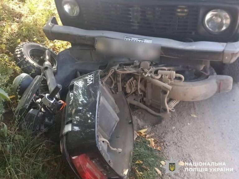 Четверо постраждалих: поліція розслідує обставини трьох ДТП на Вінниччині