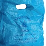 Сумка, що нагадує пакет з магазину новий хіт від Balenciaga
