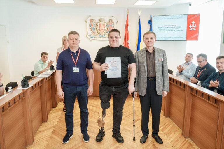Молодь, якою пишається Вінниця: Сергій Моргунов нагородив юних вінничан