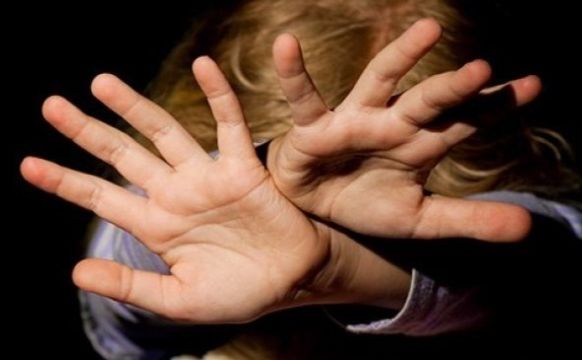 В Іллінцях судитимуть жінку за катування рідної доньки