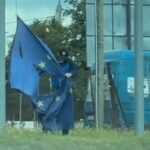 У Вінниці 18-річний мешканець Могилів-Подільського району пошкодив прапор ЄС