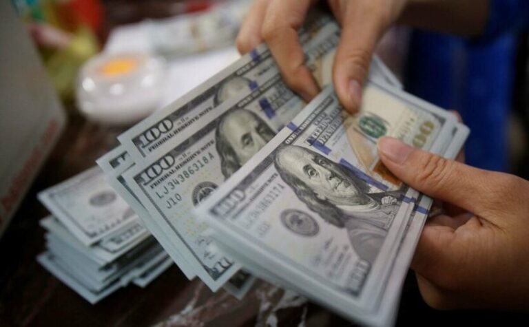 Нацбанк послабив гривню до долара: офіційний курс валют на 4 серпня