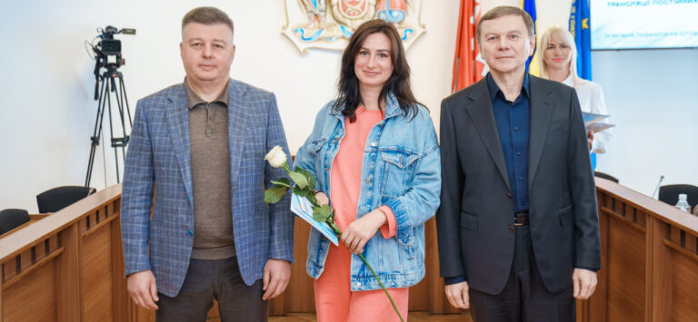 У Вінниці привітали матерів та батьків, в яких народилися малюки на День міста Вінниці