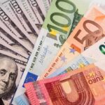 Долар падає, євро зростає: оновлений курс валют на 17 вересня