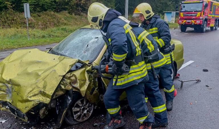 Смертельна поїздка: водій «Фольксвагена» загинув у аварії у Калинівській громаді