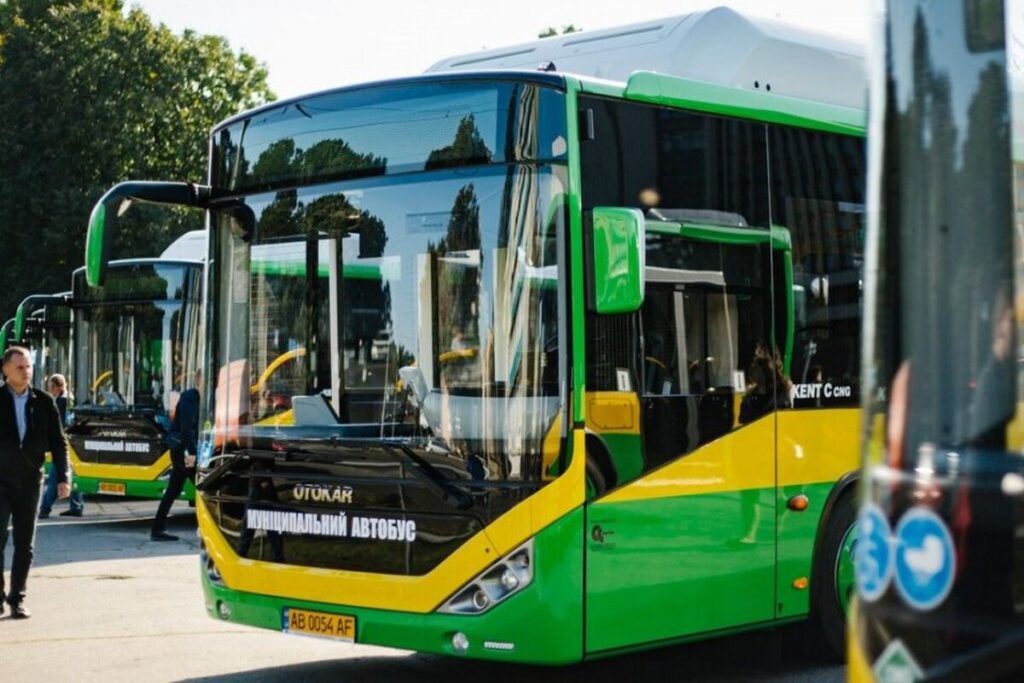 У Вінниці автобуси №21 та №22 змінюють графік та маршрут