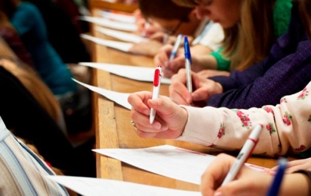 Коли українці писатимуть Радіодиктант-2025: названо дату