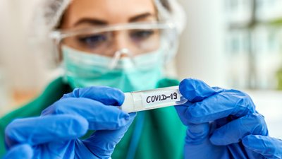 COVID-19 знову забирає життя: скільки людей померли на Вінниччині за півтора місяці