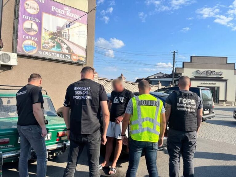 У Тульчині затримали «туроператора» нелегальних маршрутів