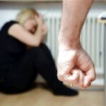 У Вінниці суд залишив під вартою чоловіка, підозрюваного у жорстокому побитті дружини