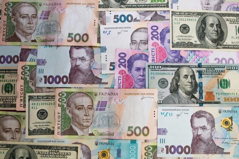 Нацбанк посилив гривню після падіння: офіційний курс валют на 3 серпня