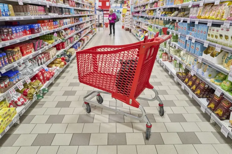 Ціни на продукти в Україні зросли на 20,5% за рік, а на яйця на 74,3%
