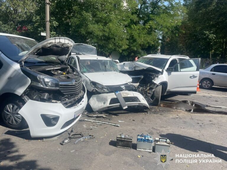 ДТП у Жмеринському, Могилів-Подільському районах та Вінниці: госпіталізовано чотирьох людей