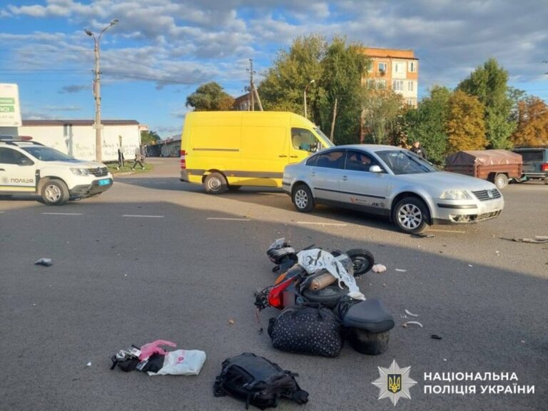 На Вінниччині за день сталося дві ДТП: постраждалі в лікарні