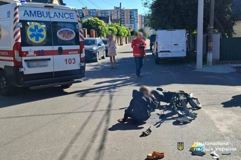 ДТП у Вінницьких Хуторах та Гайсинському районі: травмувалися діти й пенсіонер