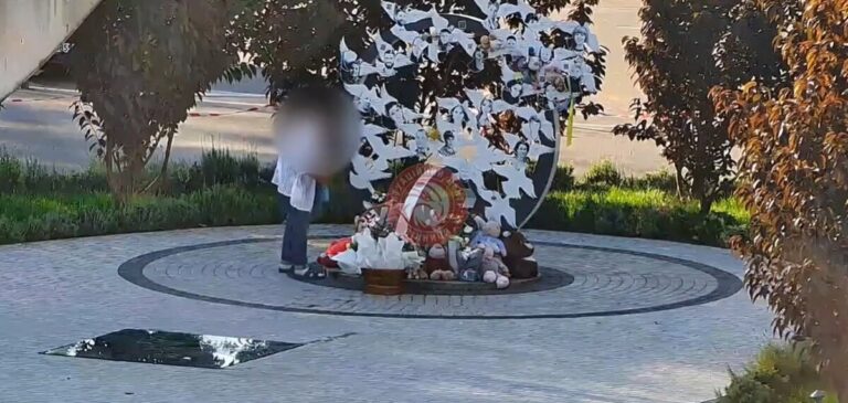 У Вінниці жінка пошкодила Стелу Пам’яті загиблих під час ракетної атаки