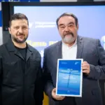 Володимир Зеленський нагородив учителя математики з Вінниці