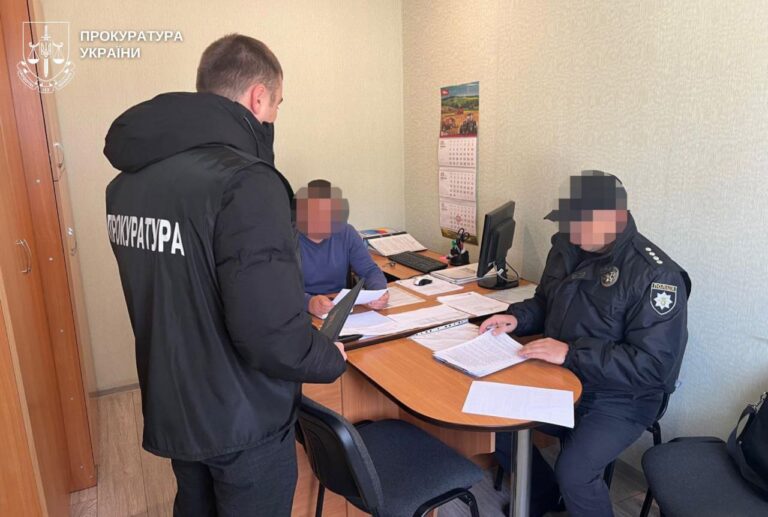 На Вінниччині 8 осіб підозрюються у підробці документів на землю