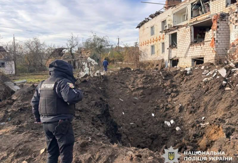 Дні жалоби та потреба волонтерів: що відомо про атаку ворога на Ладижин 30 жовтня
