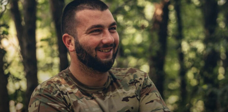 Позивний «Торнадо» — не випадковість: історія бійця, який з гумором і відвагою проходить війну