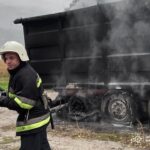 Горіли житлові будинки та вантажівка: що відомо про пожежі на Вінниччині