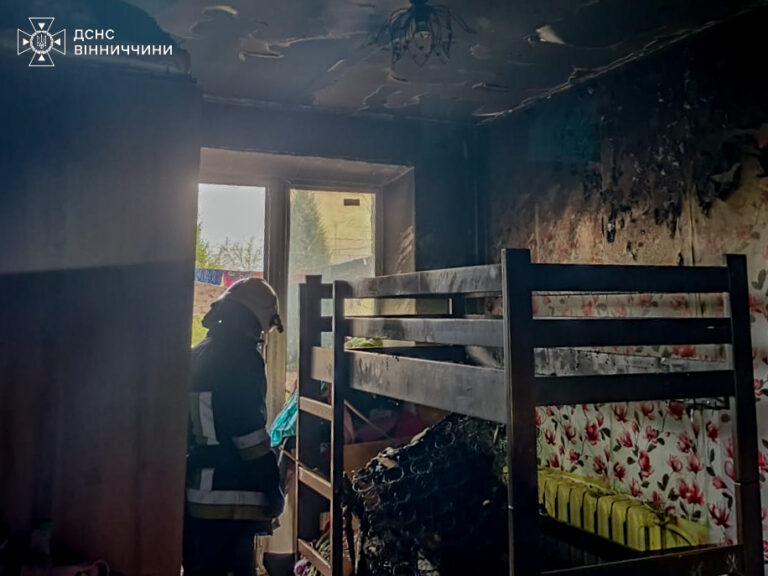 У Барі ледь не згоріла квартира через дитячі ігри з сірниками