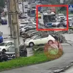 У Вінниці легковик зіткнувся з тролейбусом