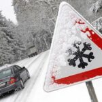 Що обов’язково має бути в авто взимку: поради експерта