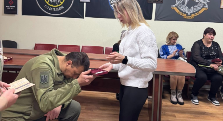 Віддали життя за Україну: на Вінниччині вручили нагороди родинам полеглих Героїв
