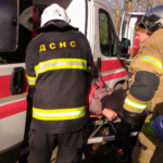 У Жмеринському районі зіткнулися два легковики: ДСНС звільнили водія з понівеченого авто