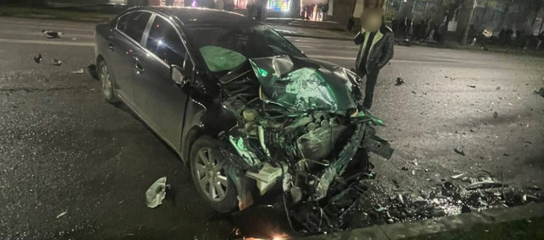 У Барі зіткнулися Toyota та мотоцикл: 19-річного водія госпіталізували