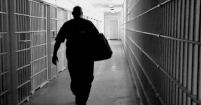 Невиліковна хвороба стала підставою для звільнення довічно засудженого у Вінниці