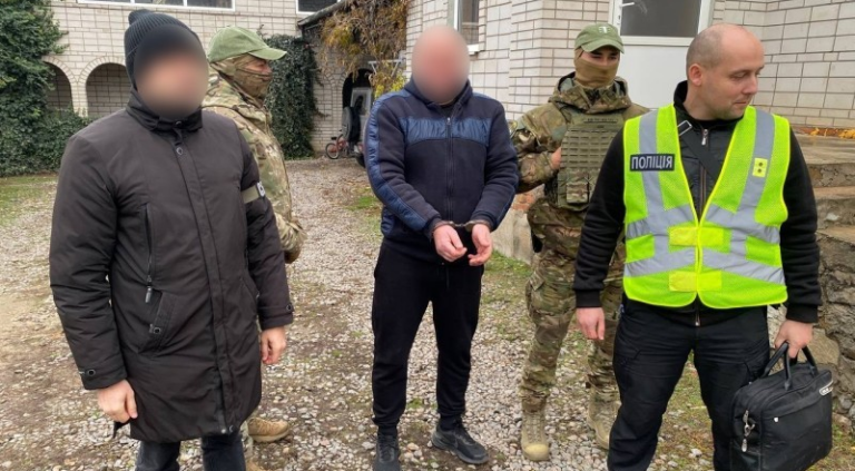 3000 гривень і “фіктивна дружина”: на Вінниччині депутат придумав схему ухилення від служби
