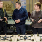 П’ять “залізних пташок” для фронту: Вінниця передала дрони захисникам Донеччини