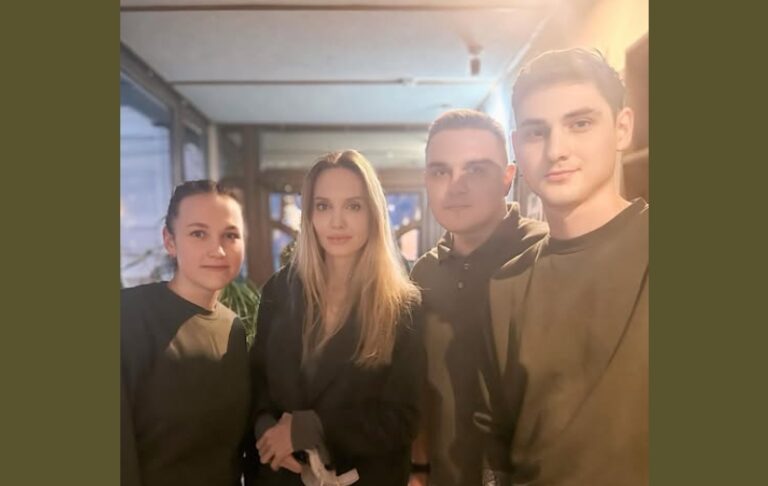 Голлівудська акторка Анджеліна Джолі завітала до Вінниці