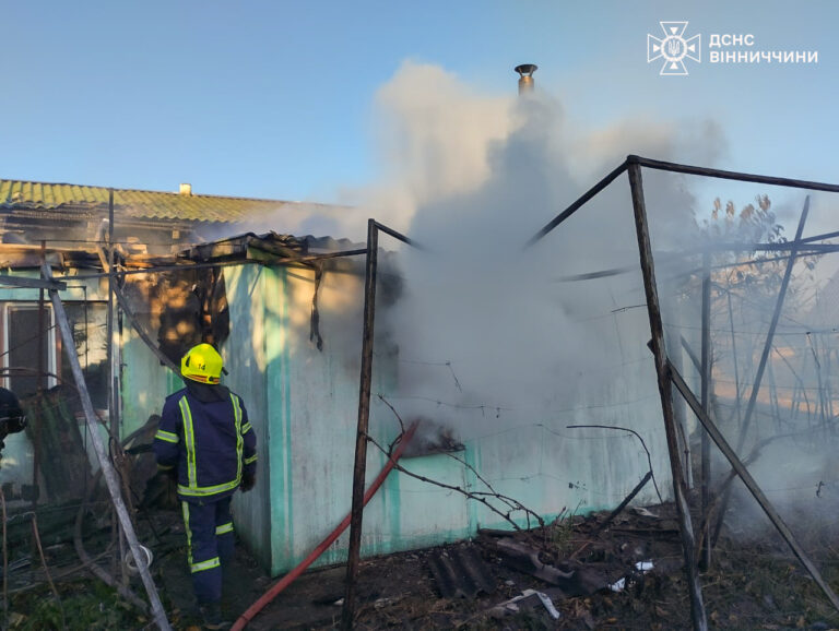 На Вінниччині горів житловий будинок