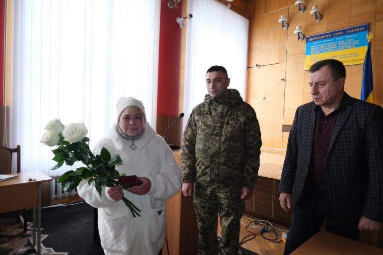 Мати полеглого героя з Липовця отримала його посмертну державну нагороду