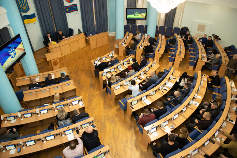 Дрони, укриття й підтримка ветеранів: головні рішення 74-ї сесії Вінницької облради