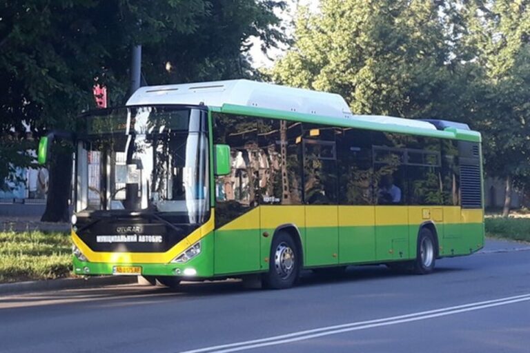 Який транспорт курсуватиме у Вінниці завтра, 8 листопада