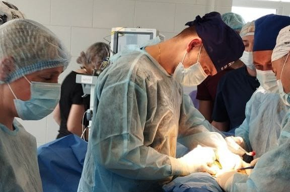 Складна операція у Вінниці: як лікарі врятували ногу 17-річного хлопця