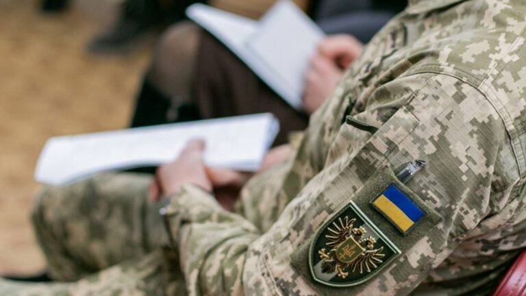 Серед працівників ТЦК вже є суїциди, у них по пів року немає вихідних, – військовий омбудсман