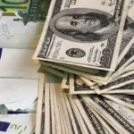 Курс валют на 4 грудня: скільки коштуватимуть долар, євро і злотий