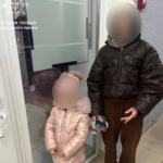 Загубилась на прогулянці з мамою: у Хмільнику знайшли 4-річну дівчинку