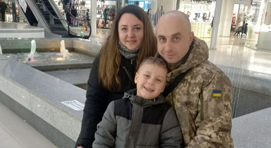 «Тато на фронті»: історія вінничанина, на якого з гордістю рівняється 8-річний син