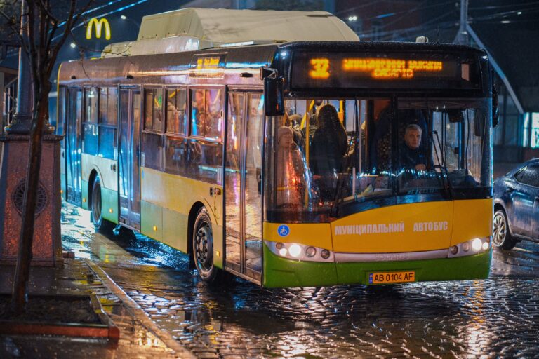 У Вінниці на двох маршрутах уже курсують нові автобуси