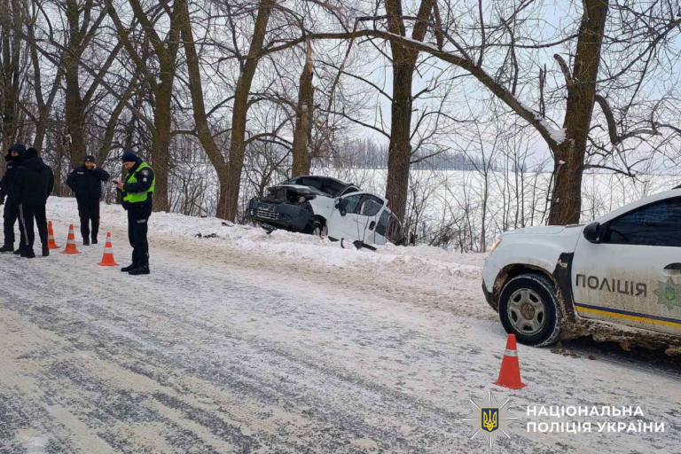 Жахлива аварія біля Перекоринців забрала життя трьох пасажирів