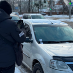 Евакуація без попередження: у Вінниці посилили контроль за паркуванням через ожеледицю