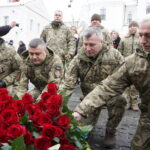 День Соборності України 22 січня: як Вінниця вшанувала загиблих Героїв (ФОТО)